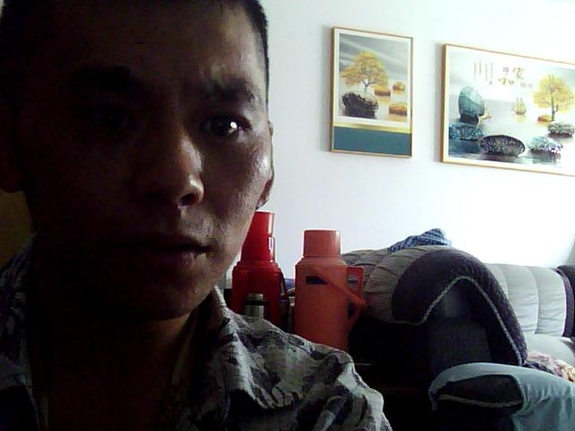 为爱而奋斗的第一张照片--绵阳蓝颜知己交友网